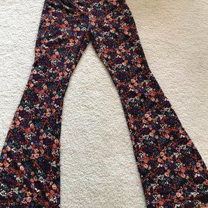 Floral Pattern Flare Pant